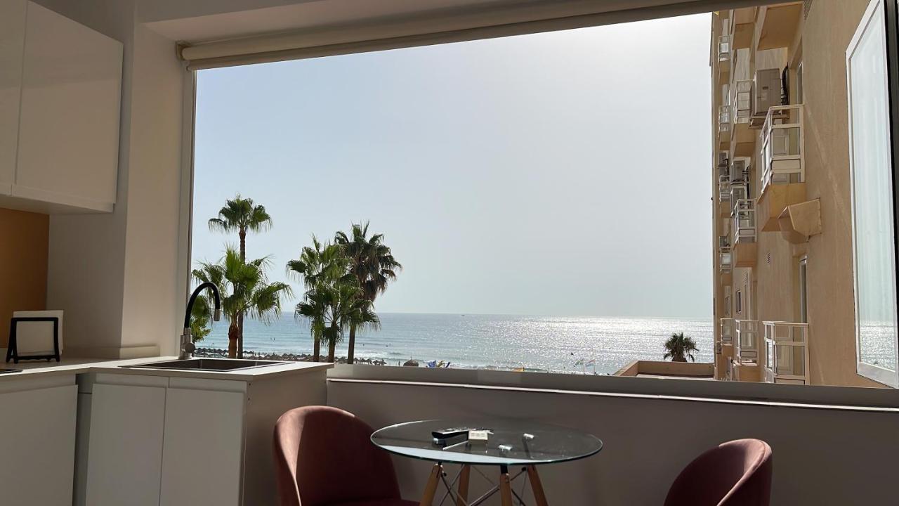 Torremolinos,Estudio Junto Al Mar En La Carihuela Ngoại thất bức ảnh